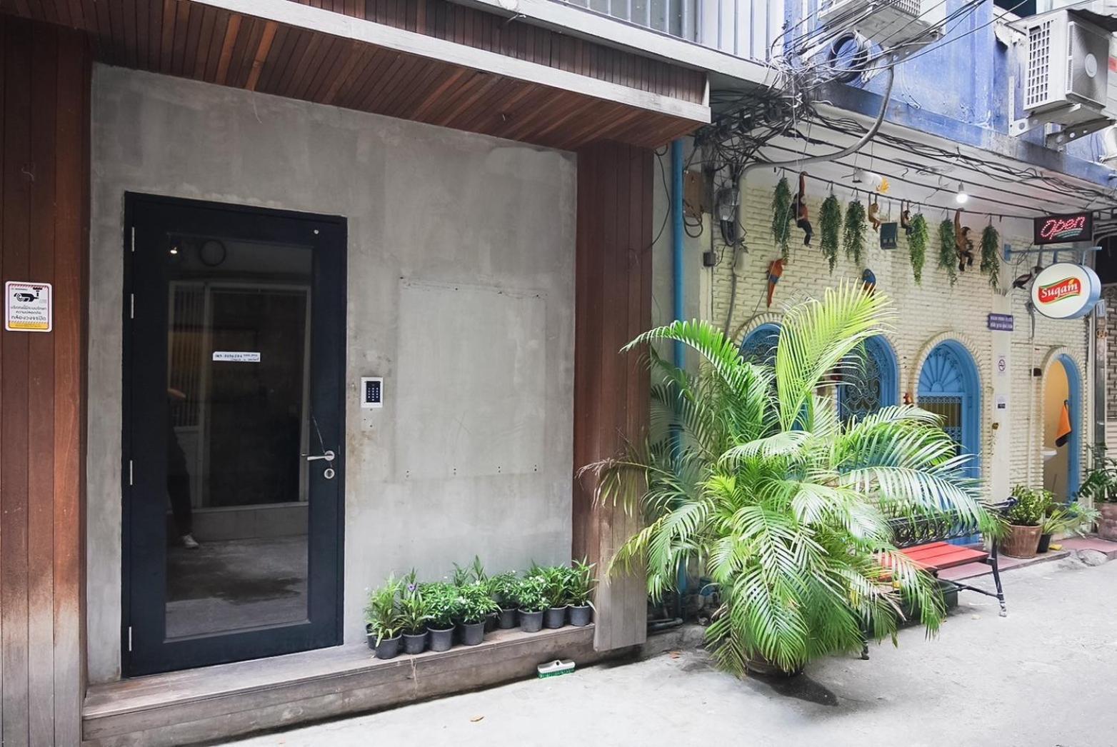 Z โกอินน์ สีลม - สถานีรถไฟฟ้าเซนต์หลุยส์ Go Inn Silom 曼谷 外观 照片