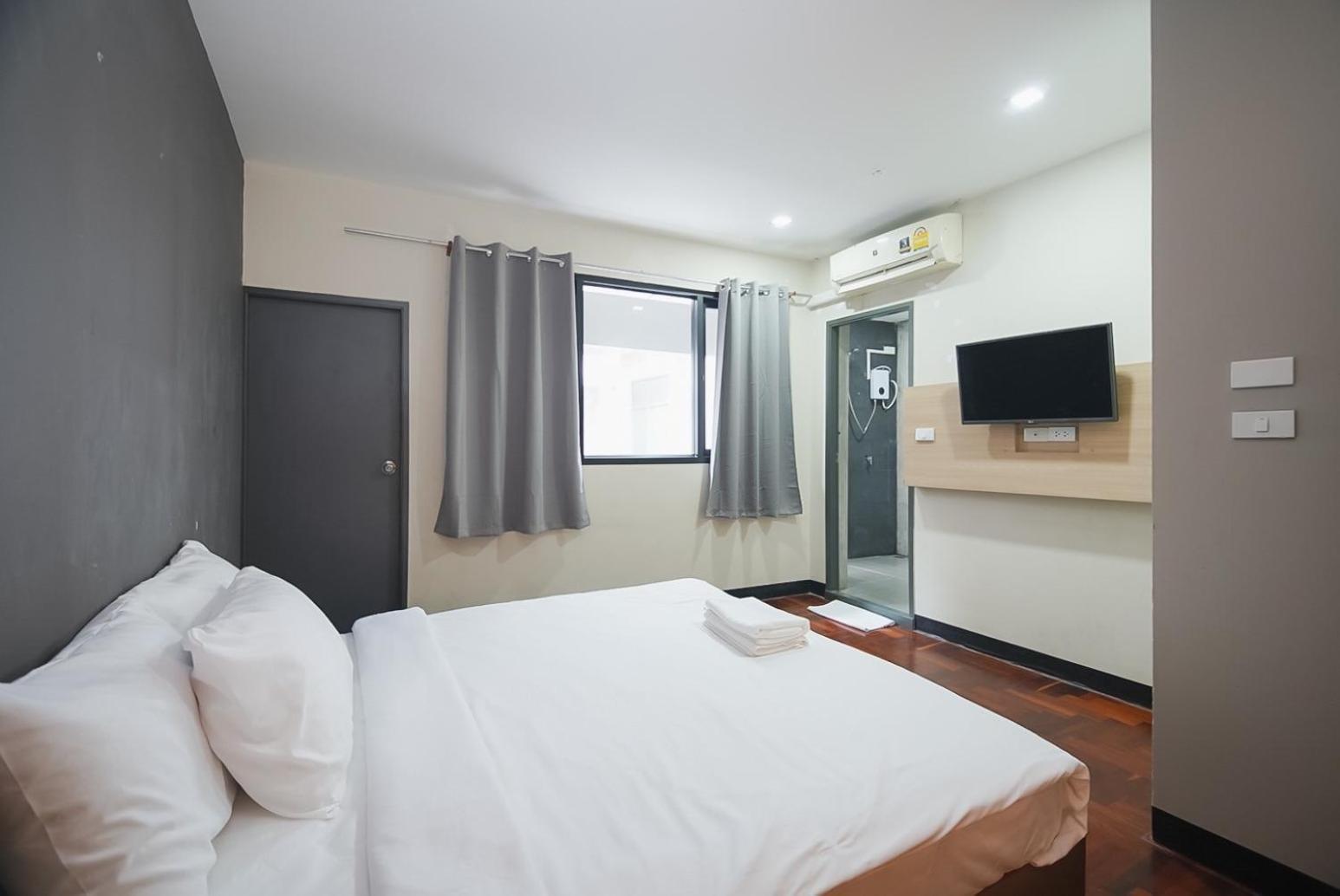 Z โกอินน์ สีลม - สถานีรถไฟฟ้าเซนต์หลุยส์ Go Inn Silom 曼谷 外观 照片